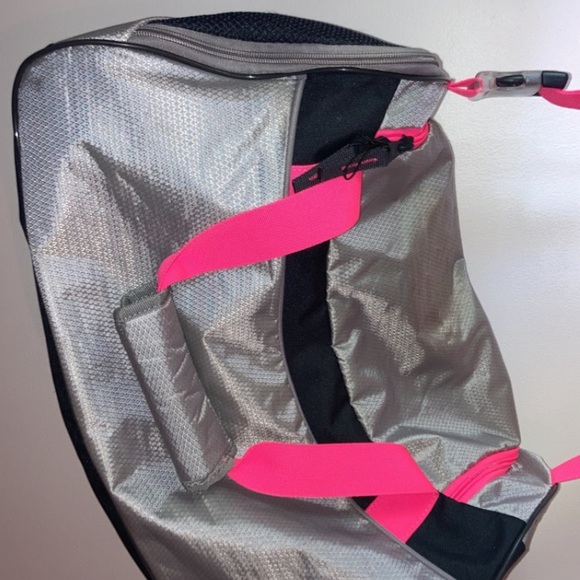 Sac sport Nike - Picture 4 of 4